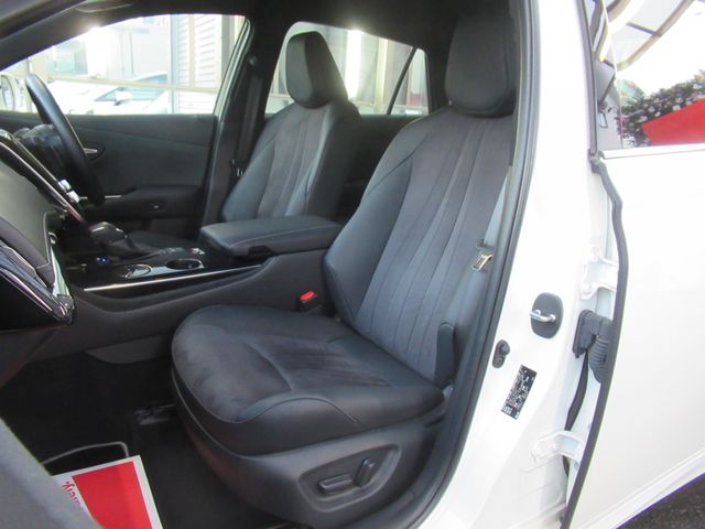 Toyota CROWN SEDAN 2020-02 27068-8