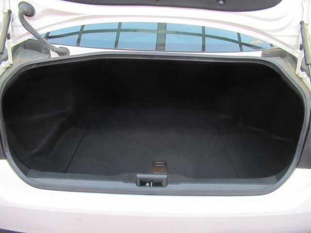 Toyota CROWN SEDAN 2020-02 27068-10