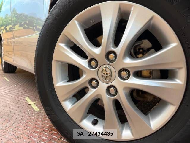 Toyota NOAH 2013-10 449037-14
