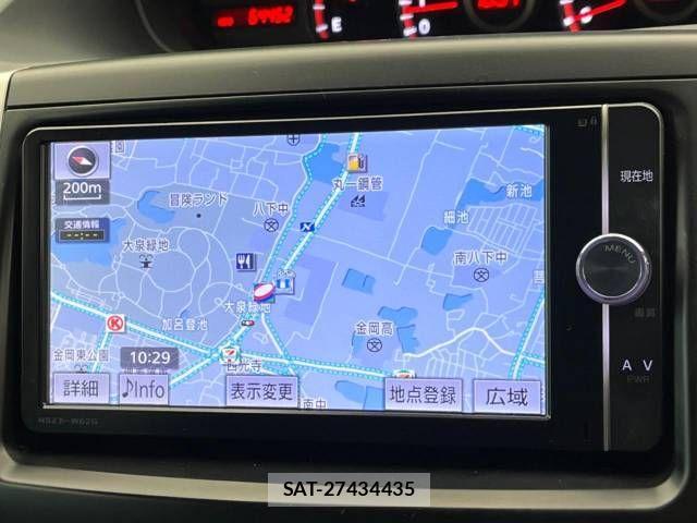 Toyota NOAH 2013-10 449037-2