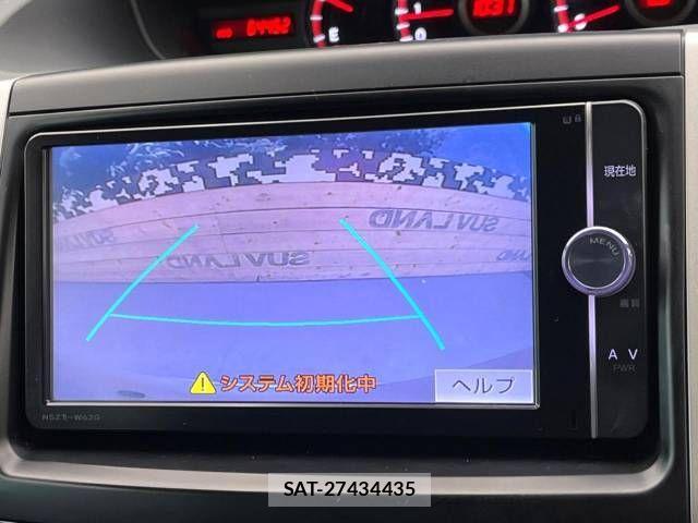 Toyota NOAH 2013-10 449037-3