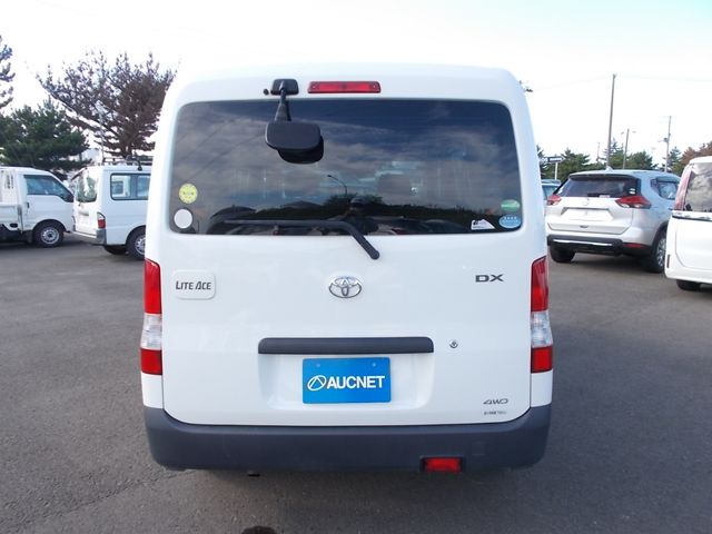 Toyota LITEACE VAN 2016-10 15571-5