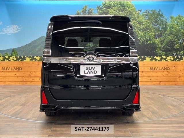 Toyota VOXY 2020-05 394973-15