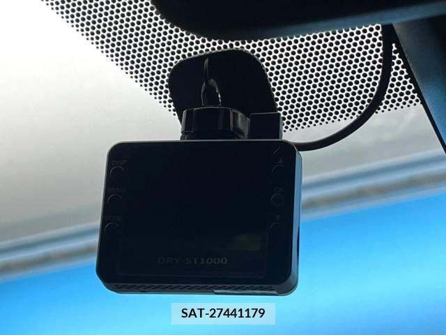 Toyota VOXY 2020-05 394973-7