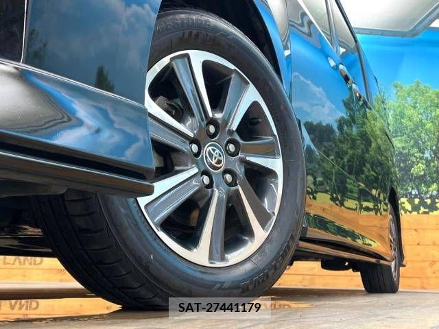 Toyota VOXY 2020-05 394973-13