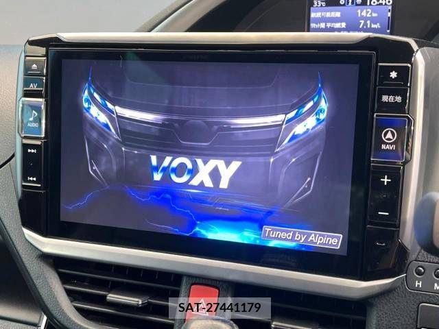 Toyota VOXY 2020-05 394973-2