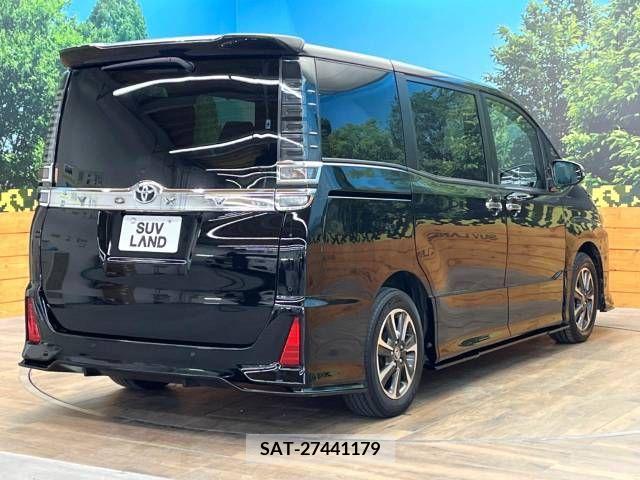 Toyota VOXY 2020-05 394973-17