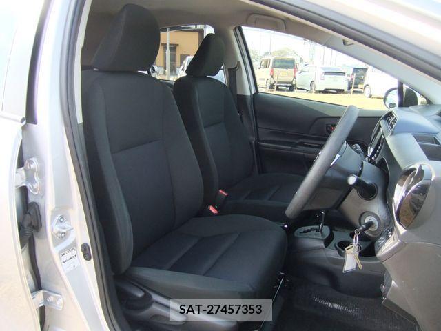 Toyota AQUA 2017-03 314289-13