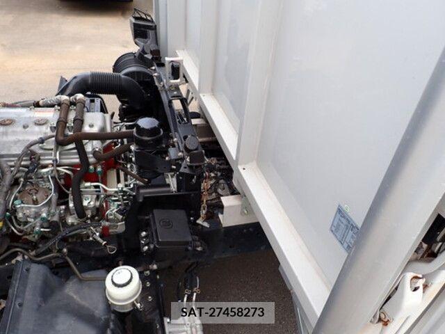 Hino RANGER 2018-10 350928-10