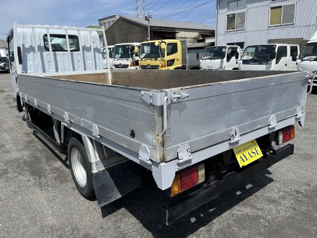 Isuzu ELF TRUCK 2011-12 2765-3