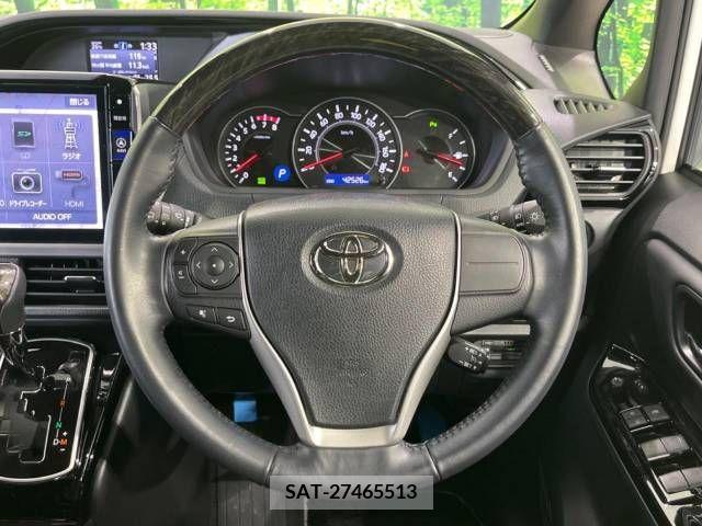 Toyota NOAH 2020-12 375822-12