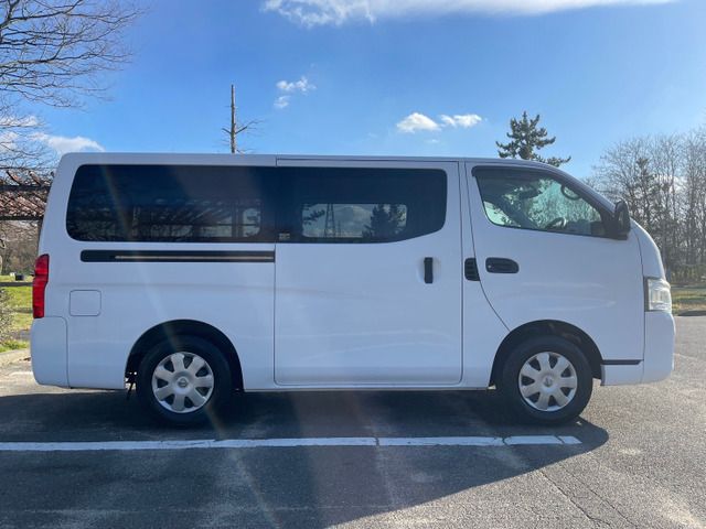 Nissan NV350 Caravan 2014-10 184235-12