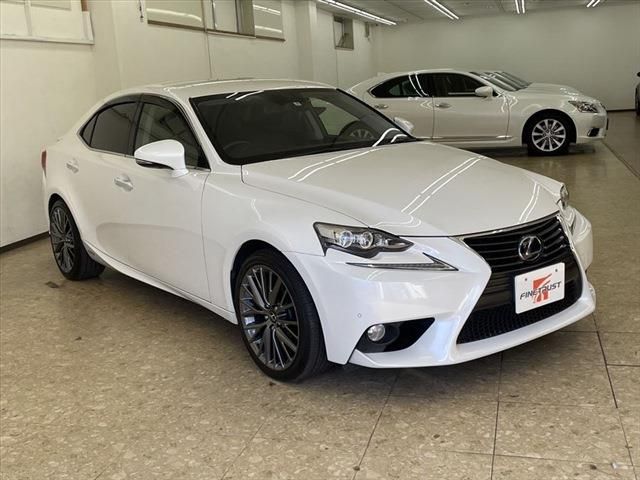 Lexus IS 2013-06 194380-2