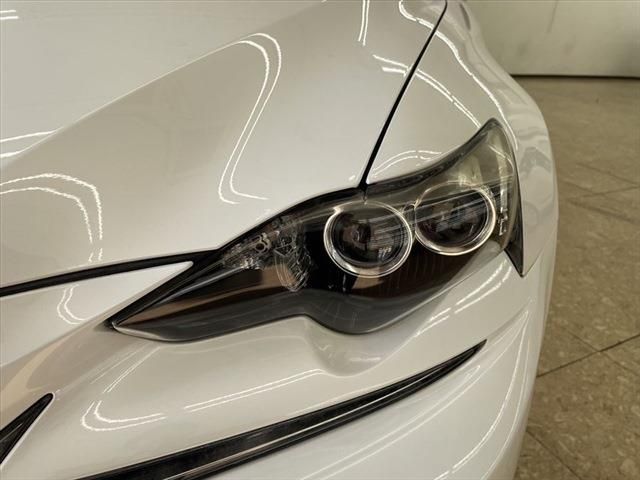 Lexus IS 2013-06 194380-8