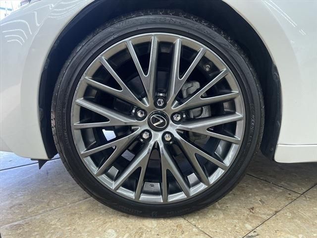 Lexus IS 2013-06 194380-17