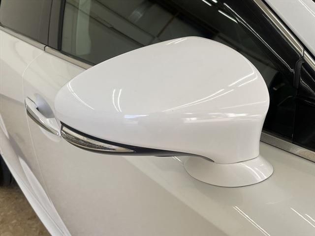 Lexus IS 2013-06 194380-13