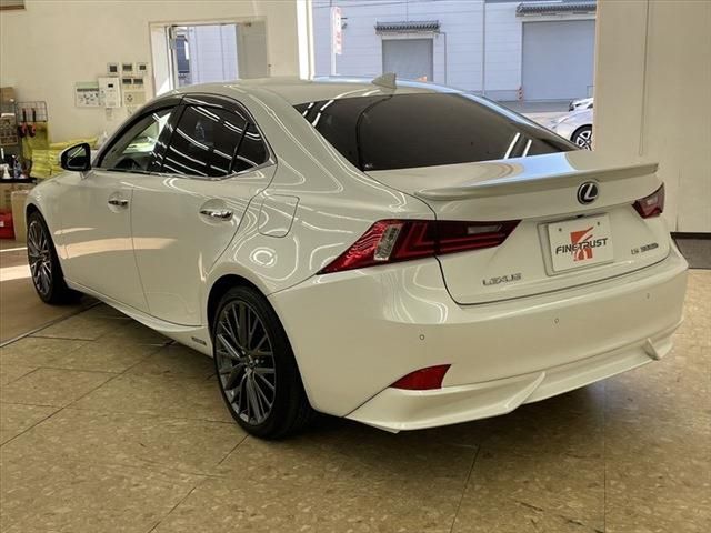Lexus IS 2013-06 194380-6
