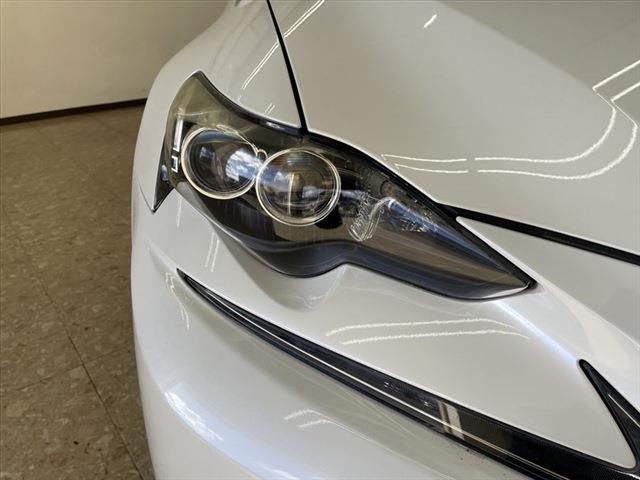 Lexus IS 2013-06 194380-9
