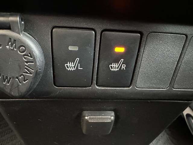 Toyota ROOMY 2017-05 196754-8