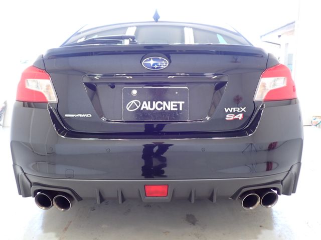 Subaru WRX S4 2017-10 20858-3