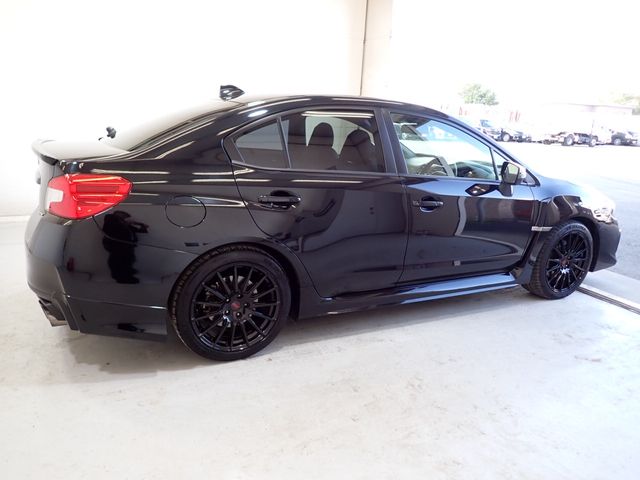 Subaru WRX S4 2017-10 20858-4