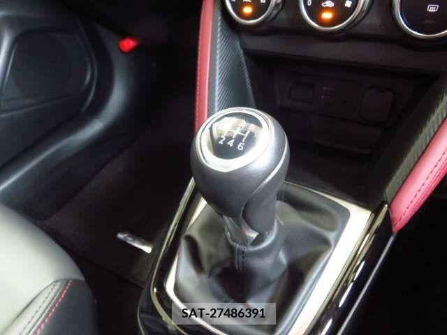 Mazda CX-3 2017-02 212181-12