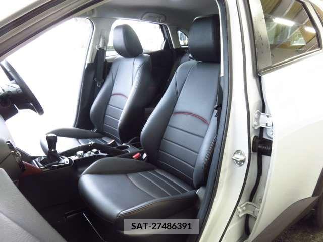 Mazda CX-3 2017-02 212181-13