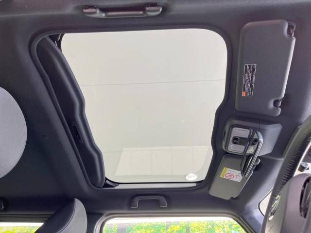 Daihatsu TAFT 2021-11 193692-2