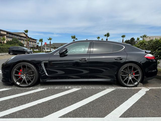 Porsche PANAMERA 2011-09 18525-11