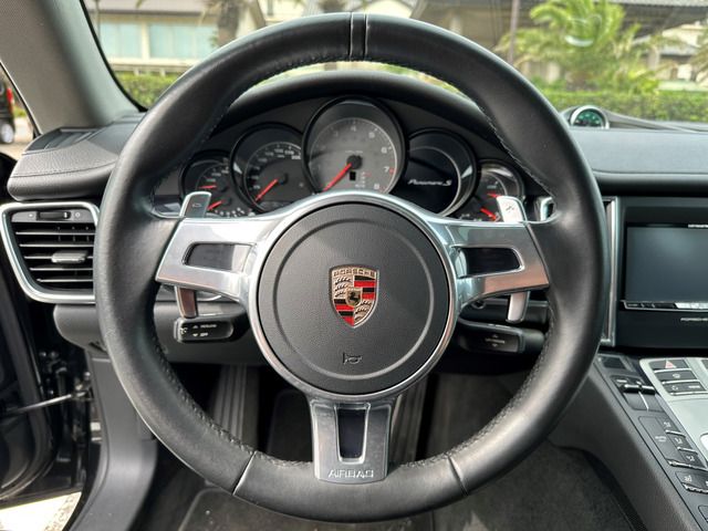 Porsche PANAMERA 2011-09 18525-15
