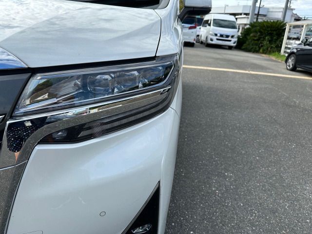 Toyota ALPHARD 2018-04 17429-9