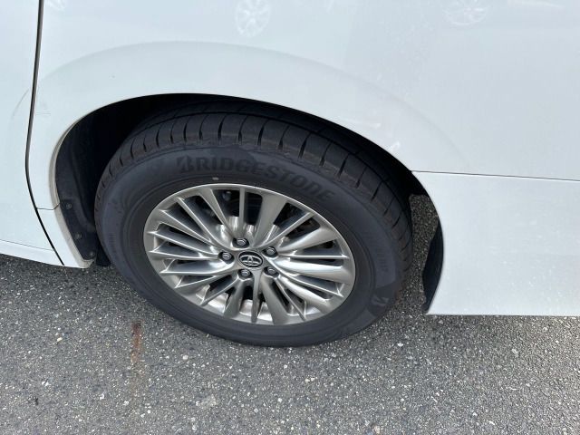 Toyota ALPHARD 2018-04 17429-19
