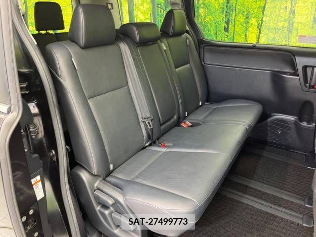 Toyota ESQUIRE 2015-04 321430-9