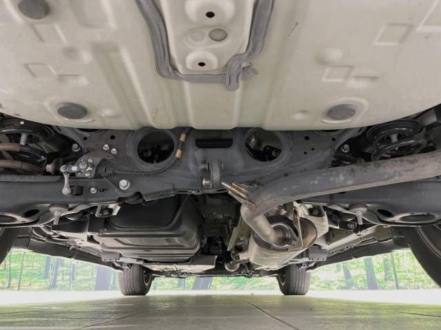 Toyota HARRIER 2018-05 180551-19