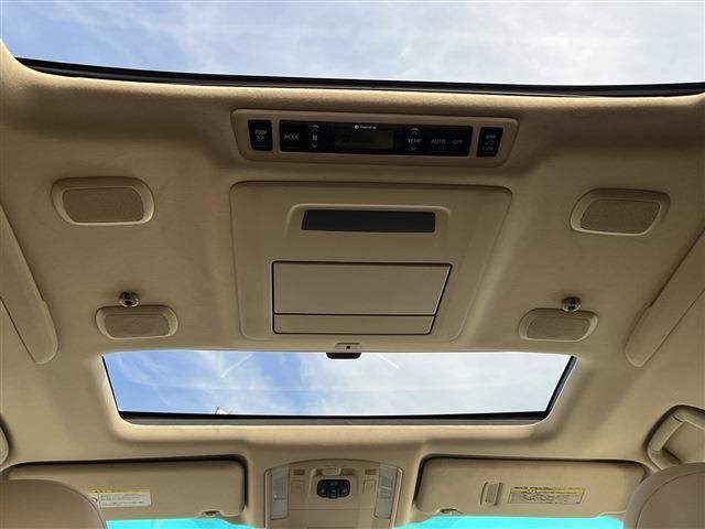 Toyota ALPHARD 2012-09 11325-6