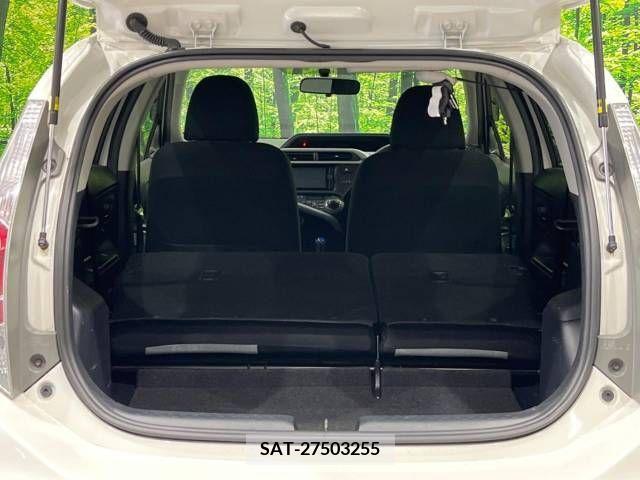 Toyota AQUA 2013-08 375824-10
