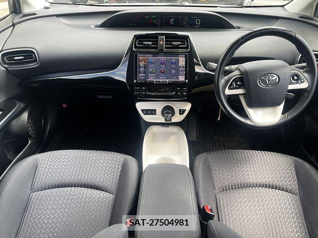 Toyota PRIUS 2016-12 282149-1