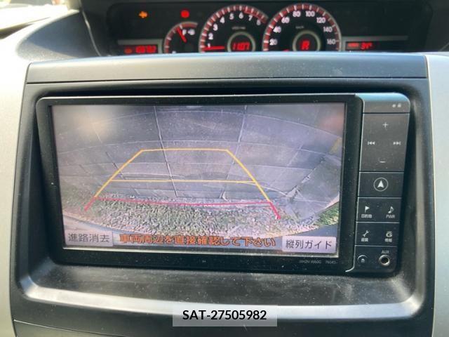 Toyota NOAH 2010-07 392838-18
