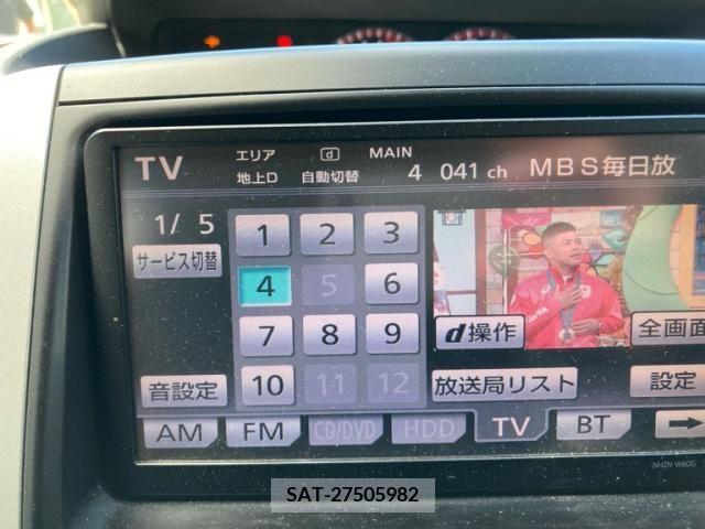 Toyota NOAH 2010-07 392838-19