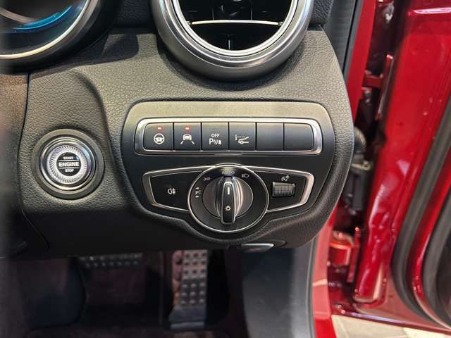 Mercedes Benz C-CLASS 2019-01 20876-17