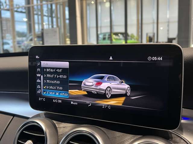 Mercedes Benz C-CLASS 2019-01 20876-6