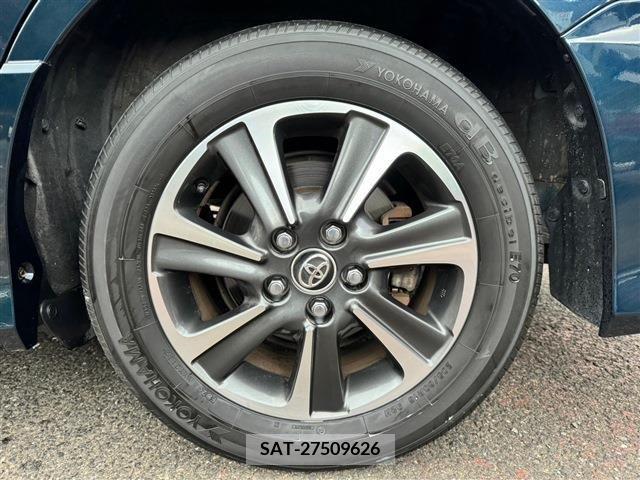 Toyota NOAH 2017-08 204570-13