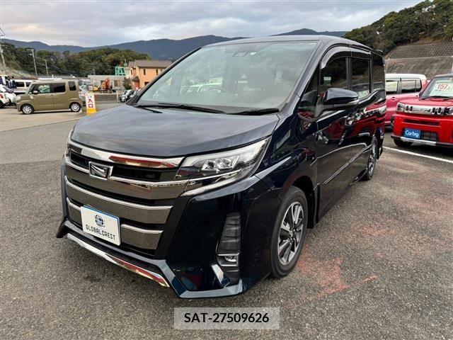 Toyota NOAH 2017-08 204570-5