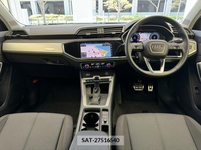 Audi Q3 2022-08 261305-6