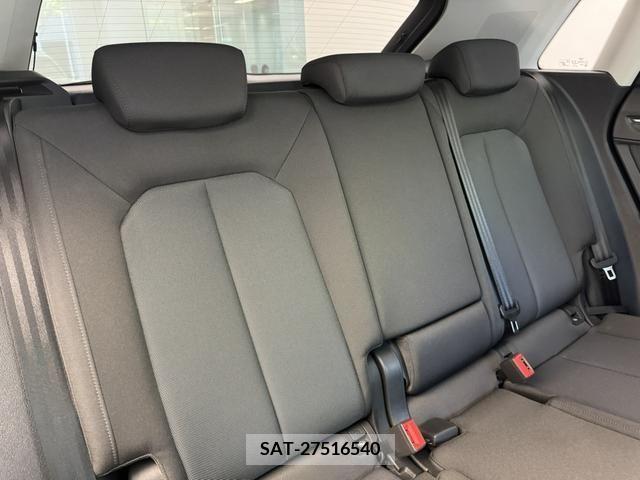 Audi Q3 2022-08 261305-13