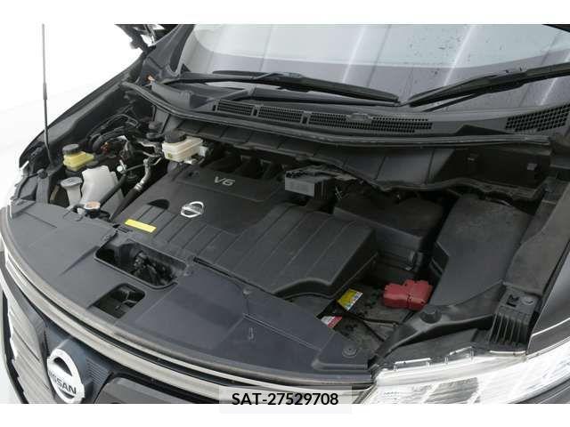 Nissan ELGRAND 2018-05 380645-10