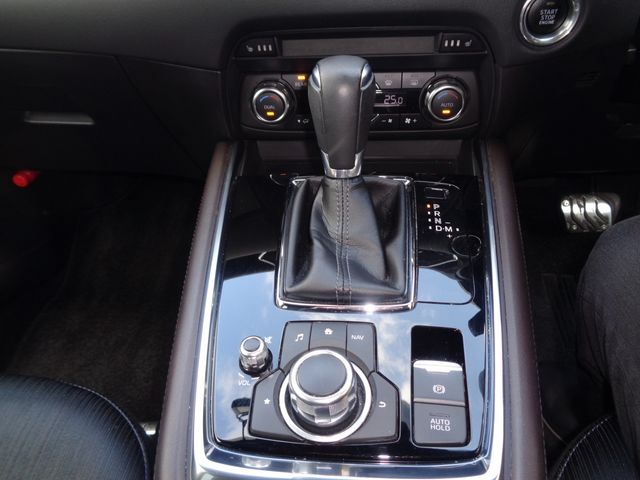 Mazda CX-8 2018-03 181635-11