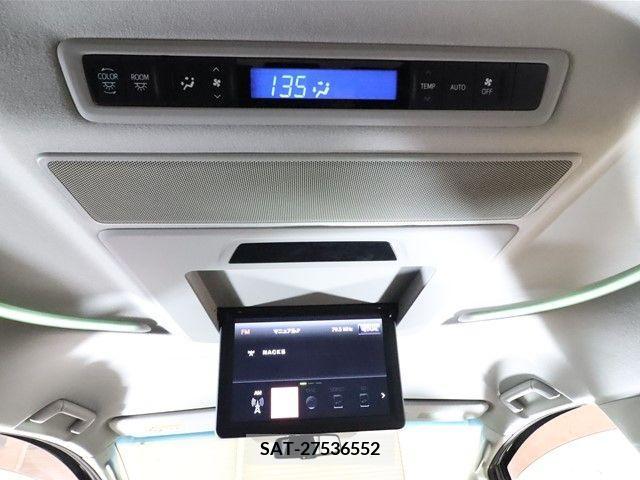 Toyota VELLFIRE 2015-03 208039-17