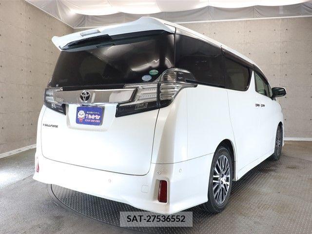 Toyota VELLFIRE 2015-03 208039-1