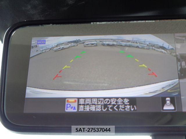 Nissan NOTE 2018-02 305429-25